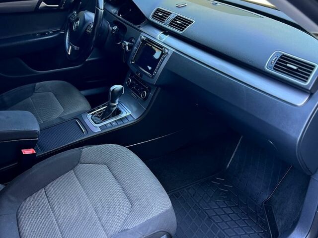 Коричневый Фольксваген Пассат, объемом двигателя 1.8 л и пробегом 185 тыс. км за 9500 $, фото 5 на Automoto.ua