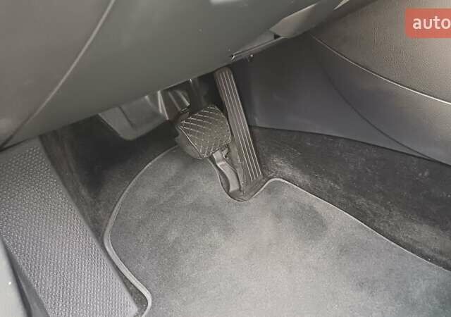 Коричневий Фольксваген Пассат, об'ємом двигуна 1.97 л та пробігом 203 тис. км за 10750 $, фото 27 на Automoto.ua