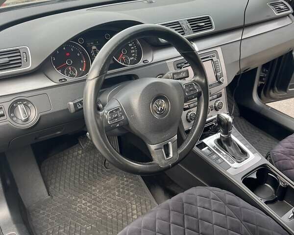 Коричневий Фольксваген Пассат, об'ємом двигуна 1.8 л та пробігом 211 тис. км за 11000 $, фото 12 на Automoto.ua