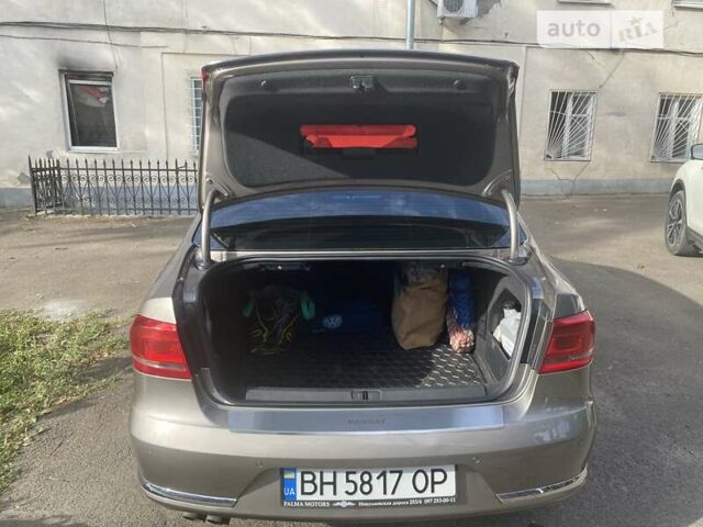 Коричневый Фольксваген Пассат, объемом двигателя 1.8 л и пробегом 144 тыс. км за 9800 $, фото 15 на Automoto.ua