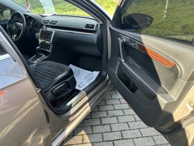 Коричневый Фольксваген Пассат, объемом двигателя 1.8 л и пробегом 230 тыс. км за 8700 $, фото 10 на Automoto.ua