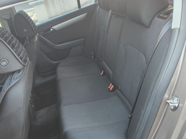 Коричневый Фольксваген Пассат, объемом двигателя 1.4 л и пробегом 185 тыс. км за 7500 $, фото 10 на Automoto.ua