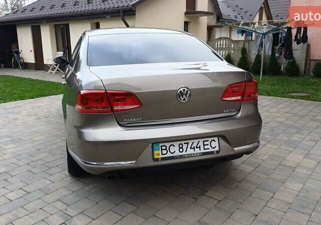 Коричневий Фольксваген Пассат, об'ємом двигуна 1.97 л та пробігом 203 тис. км за 10750 $, фото 3 на Automoto.ua