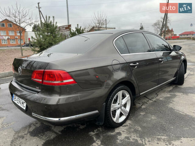 Коричневий Фольксваген Пассат, об'ємом двигуна 1.8 л та пробігом 249 тис. км за 11000 $, фото 5 на Automoto.ua