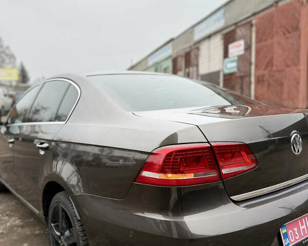 Коричневый Фольксваген Пассат, объемом двигателя 1.39 л и пробегом 199 тыс. км за 9999 $, фото 18 на Automoto.ua