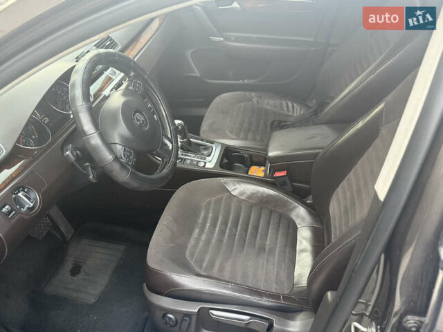 Коричневый Фольксваген Пассат, объемом двигателя 1.8 л и пробегом 242 тыс. км за 11000 $, фото 15 на Automoto.ua