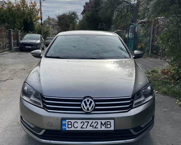 Коричневий Фольксваген Пассат, об'ємом двигуна 1.8 л та пробігом 236 тис. км за 8200 $, фото 1 на Automoto.ua