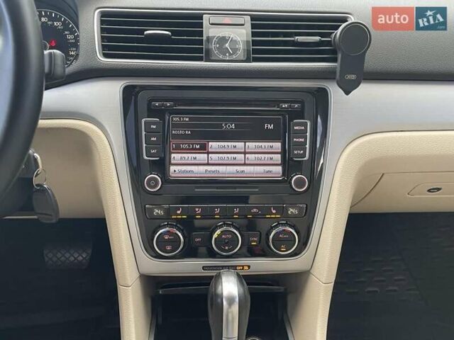 Коричневый Фольксваген Пассат, объемом двигателя 2.48 л и пробегом 218 тыс. км за 9500 $, фото 30 на Automoto.ua