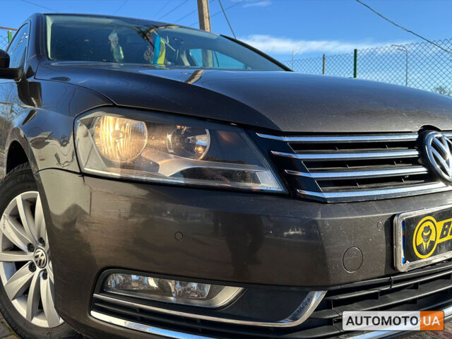 Коричневый Фольксваген Пассат, объемом двигателя 1.6 л и пробегом 249 тыс. км за 9999 $, фото 8 на Automoto.ua