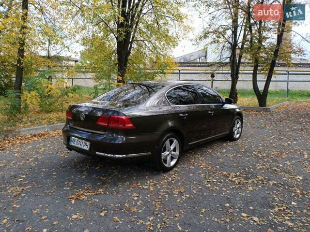 Коричневый Фольксваген Пассат, объемом двигателя 1.8 л и пробегом 247 тыс. км за 13500 $, фото 9 на Automoto.ua