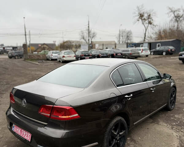 Коричневый Фольксваген Пассат, объемом двигателя 1.39 л и пробегом 199 тыс. км за 9999 $, фото 11 на Automoto.ua