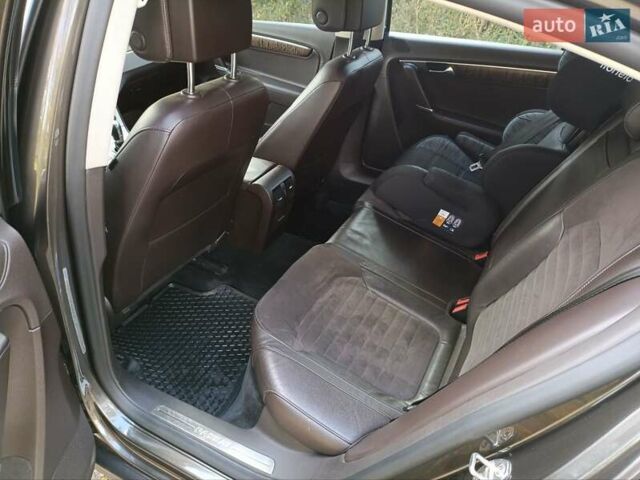 Коричневый Фольксваген Пассат, объемом двигателя 1.8 л и пробегом 247 тыс. км за 13500 $, фото 1 на Automoto.ua