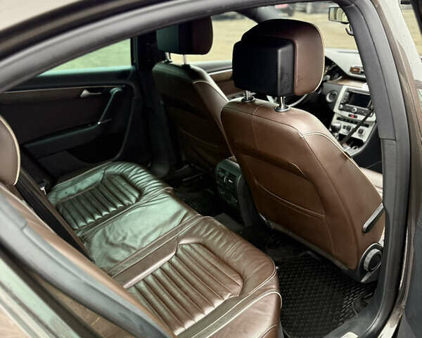 Коричневый Фольксваген Пассат, объемом двигателя 1.39 л и пробегом 199 тыс. км за 9999 $, фото 16 на Automoto.ua