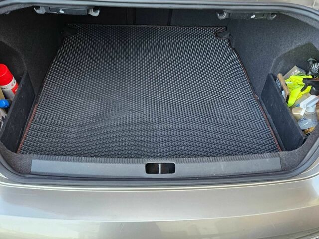 Фольксваген Пассат 2012 в Иршава на Automoto.ua Коричневый Фольксваген Пассат, объемом двигателя 2 л и пробегом 300 тыс. км за 10300 $, фото 5 на Automoto.ua