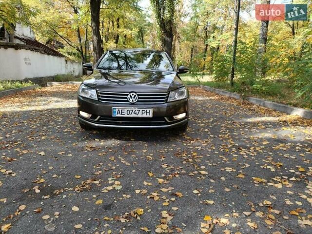 Коричневый Фольксваген Пассат, объемом двигателя 1.8 л и пробегом 247 тыс. км за 13500 $, фото 14 на Automoto.ua