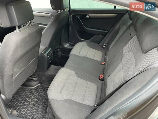 Коричневый Фольксваген Пассат, объемом двигателя 1.8 л и пробегом 275 тыс. км за 7950 $, фото 23 на Automoto.ua