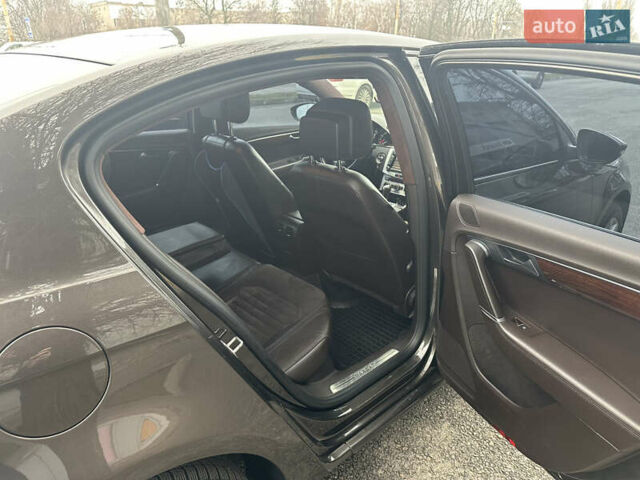 Коричневый Фольксваген Пассат, объемом двигателя 1.8 л и пробегом 107 тыс. км за 11500 $, фото 9 на Automoto.ua