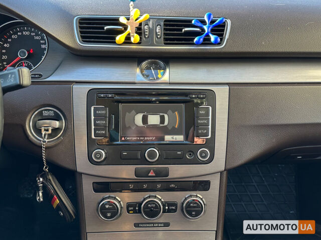 Коричневый Фольксваген Пассат, объемом двигателя 1.6 л и пробегом 249 тыс. км за 9999 $, фото 16 на Automoto.ua