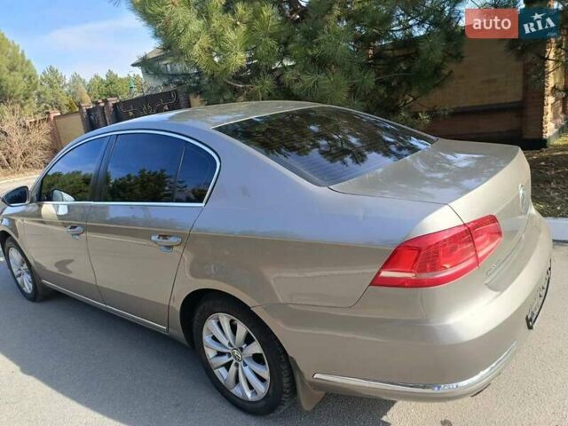 Фольксваген Пассат 2012 в Днепре (Днепропетровске) на Automoto.ua Коричневый Фольксваген Пассат, объемом двигателя 1.8 л и пробегом 220 тыс. км за 11500 $, фото 5 на Automoto.ua