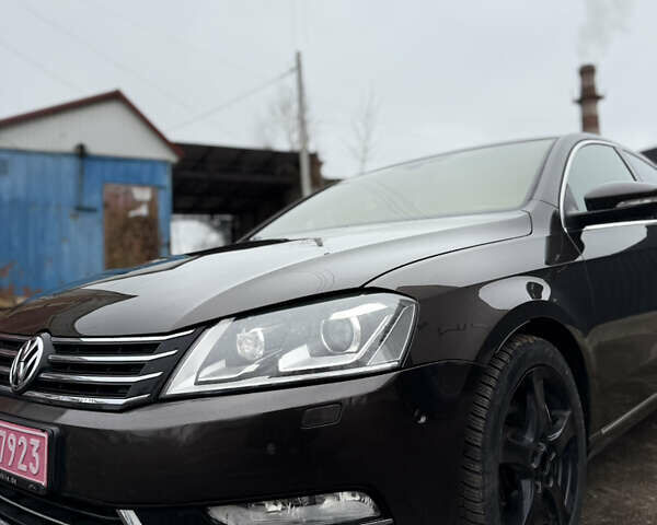 Коричневый Фольксваген Пассат, объемом двигателя 1.39 л и пробегом 199 тыс. км за 9999 $, фото 5 на Automoto.ua