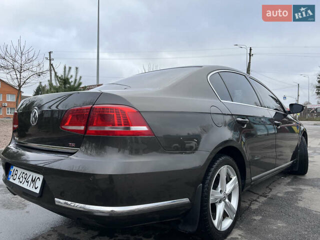 Коричневий Фольксваген Пассат, об'ємом двигуна 1.8 л та пробігом 249 тис. км за 11000 $, фото 10 на Automoto.ua