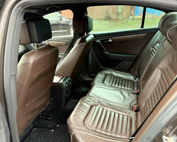 Коричневый Фольксваген Пассат, объемом двигателя 1.39 л и пробегом 199 тыс. км за 9999 $, фото 6 на Automoto.ua