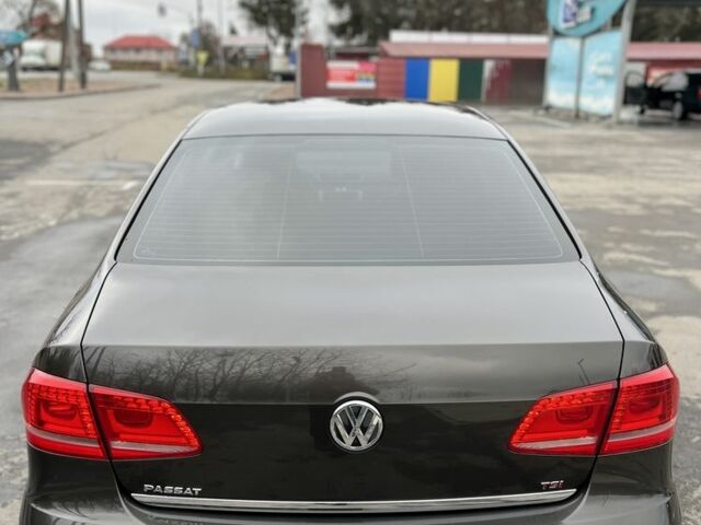 Коричневый Фольксваген Пассат, объемом двигателя 1.8 л и пробегом 249 тыс. км за 11000 $, фото 4 на Automoto.ua