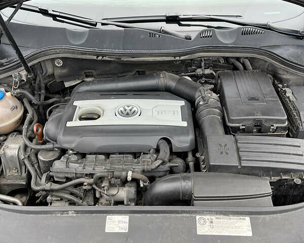 Коричневий Фольксваген Пассат, об'ємом двигуна 1.8 л та пробігом 249 тис. км за 11000 $, фото 27 на Automoto.ua