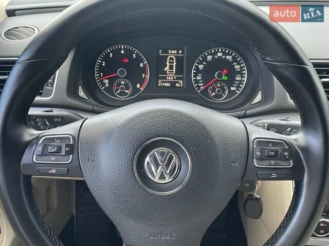 Коричневый Фольксваген Пассат, объемом двигателя 2.48 л и пробегом 218 тыс. км за 9500 $, фото 33 на Automoto.ua