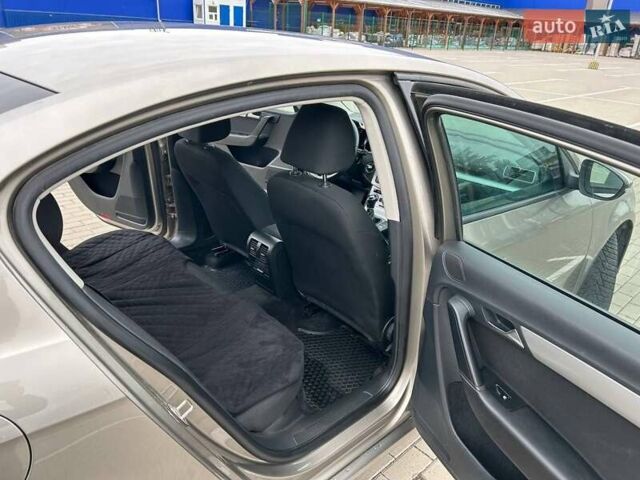 Коричневый Фольксваген Пассат, объемом двигателя 1.97 л и пробегом 222 тыс. км за 10200 $, фото 3 на Automoto.ua