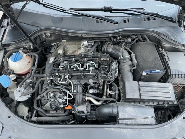 Коричневый Фольксваген Пассат, объемом двигателя 2 л и пробегом 268 тыс. км за 11500 $, фото 18 на Automoto.ua