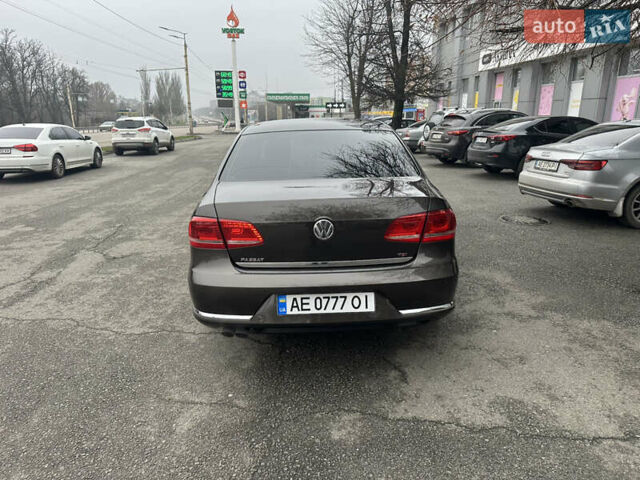 Коричневый Фольксваген Пассат, объемом двигателя 1.8 л и пробегом 107 тыс. км за 11500 $, фото 4 на Automoto.ua