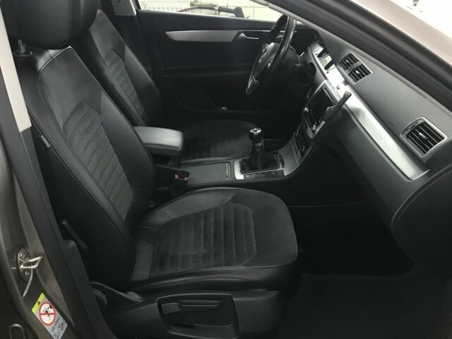 Коричневый Фольксваген Пассат, объемом двигателя 2 л и пробегом 71 тыс. км за 13077 $, фото 10 на Automoto.ua