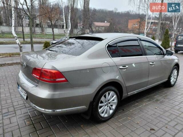 Коричневый Фольксваген Пассат, объемом двигателя 1.8 л и пробегом 181 тыс. км за 8900 $, фото 1 на Automoto.ua