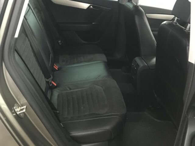 Коричневый Фольксваген Пассат, объемом двигателя 2 л и пробегом 71 тыс. км за 13077 $, фото 11 на Automoto.ua