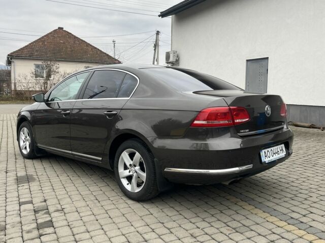 Коричневый Фольксваген Пассат, объемом двигателя 1.8 л и пробегом 206 тыс. км за 9500 $, фото 4 на Automoto.ua