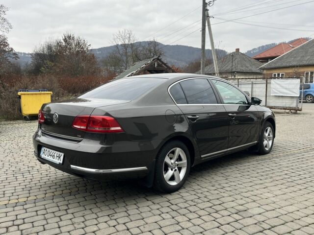 Коричневый Фольксваген Пассат, объемом двигателя 1.8 л и пробегом 206 тыс. км за 9500 $, фото 3 на Automoto.ua