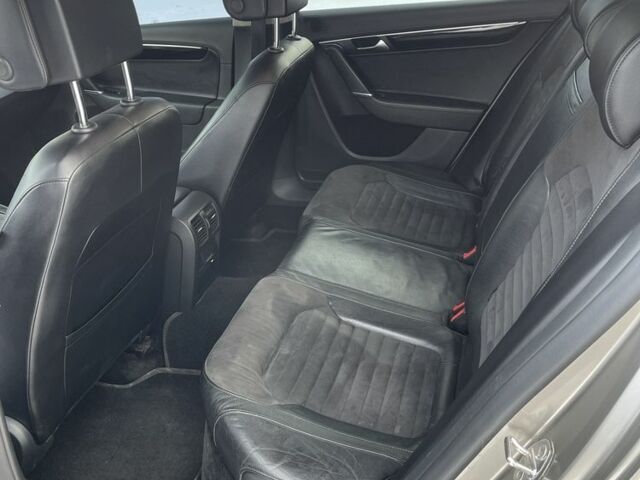 Коричневий Фольксваген Пассат, об'ємом двигуна 2 л та пробігом 204 тис. км за 10500 $, фото 12 на Automoto.ua