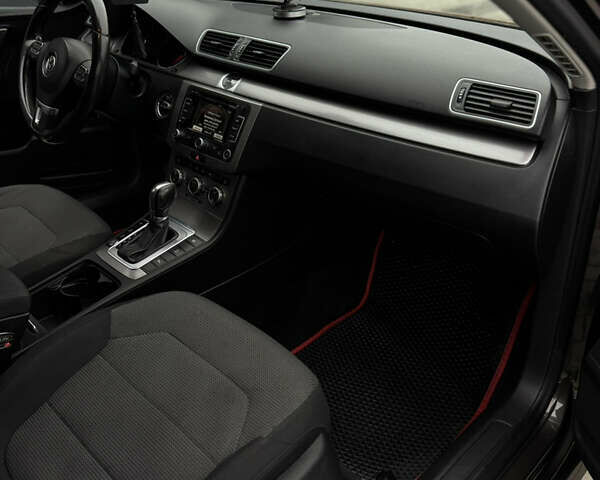 Коричневый Фольксваген Пассат, объемом двигателя 1.97 л и пробегом 301 тыс. км за 12500 $, фото 10 на Automoto.ua