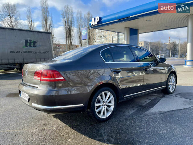 Коричневый Фольксваген Пассат, объемом двигателя 1.8 л и пробегом 89 тыс. км за 14300 $, фото 6 на Automoto.ua