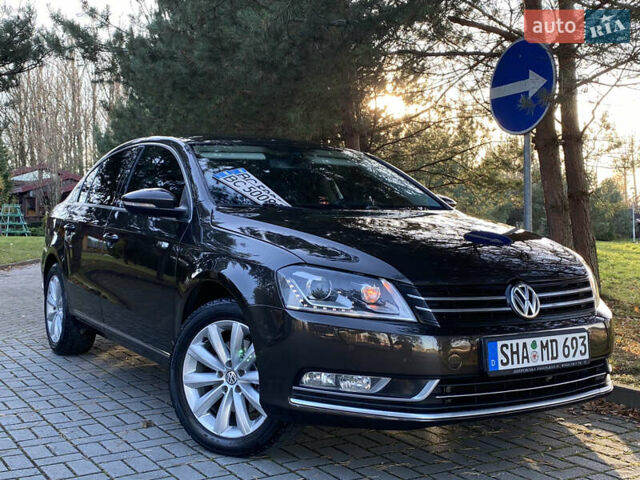 Коричневый Фольксваген Пассат, объемом двигателя 1.8 л и пробегом 330 тыс. км за 8999 $, фото 7 на Automoto.ua