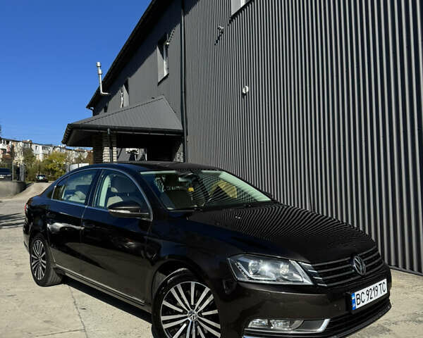 Фольксваген Пассат 2014 в Трускавце на Automoto.ua Коричневый Фольксваген Пассат, объемом двигателя 1.97 л и пробегом 268 тыс. км за 11999 $, фото 1 на Automoto.ua