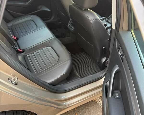 Коричневый Фольксваген Пассат, объемом двигателя 1.8 л и пробегом 126 тыс. км за 11500 $, фото 44 на Automoto.ua