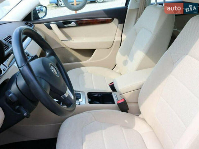 Коричневый Фольксваген Пассат, объемом двигателя 1.97 л и пробегом 268 тыс. км за 13200 $, фото 10 на Automoto.ua