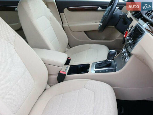 Коричневый Фольксваген Пассат, объемом двигателя 1.97 л и пробегом 268 тыс. км за 13200 $, фото 8 на Automoto.ua