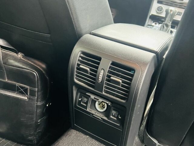 Коричневый Фольксваген Пассат, объемом двигателя 2 л и пробегом 305 тыс. км за 14700 $, фото 5 на Automoto.ua