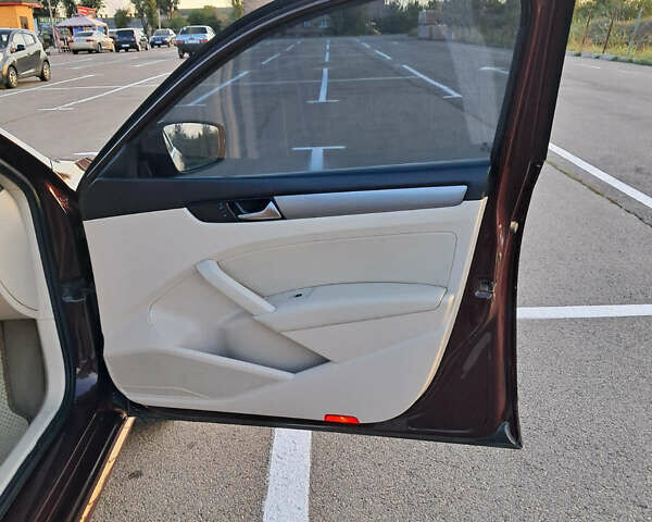 Коричневый Фольксваген Пассат, объемом двигателя 1.97 л и пробегом 206 тыс. км за 11400 $, фото 18 на Automoto.ua