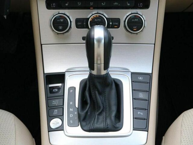 Коричневий Фольксваген Пассат, об'ємом двигуна 2 л та пробігом 252 тис. км за 12000 $, фото 7 на Automoto.ua