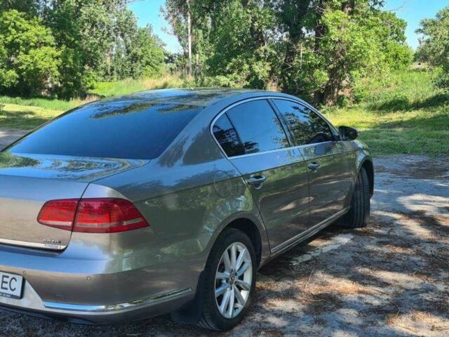 Коричневий Фольксваген Пассат, об'ємом двигуна 2 л та пробігом 150 тис. км за 16666 $, фото 3 на Automoto.ua