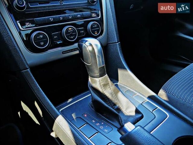 Коричневый Фольксваген Пассат, объемом двигателя 1.8 л и пробегом 185 тыс. км за 11800 $, фото 11 на Automoto.ua